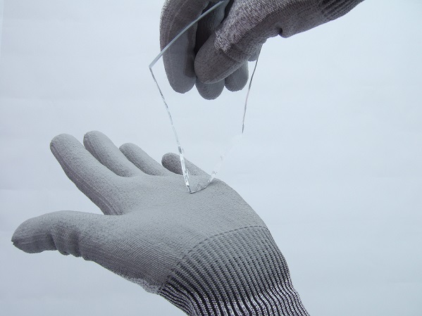 Gants résistants aux coupures
